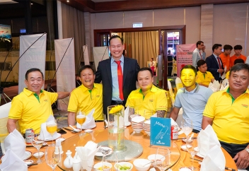 anh-cong-ty-16.jpg