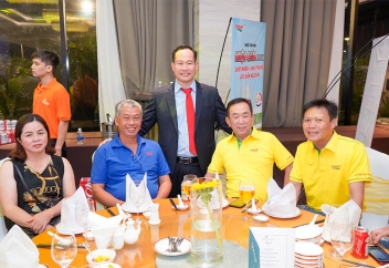 anh-cong-ty-17.jpg