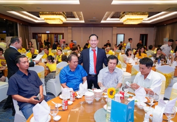 anh-cong-ty-13.jpg